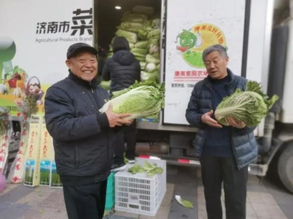 一棵白菜5毛钱！今冬大白菜价格跌至近8年最低，为啥？