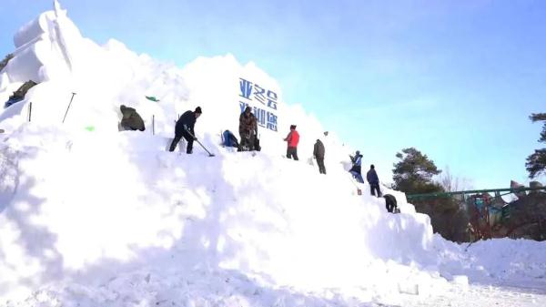 拢共“三大步”!太阳岛雪雕这样诞生 拢共“三大步”!太阳岛雪雕这样诞生
