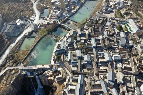 太行山下虹霓村 太行山下虹霓村