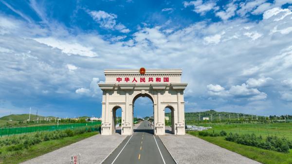 内蒙古陆路口岸年总货运量首破1亿吨 刷新中国沿边省区陆路口岸年总货运量纪录 内蒙古陆路口岸年总货运量首破1亿吨 刷新中国沿边省区陆路口岸年总货运量纪录