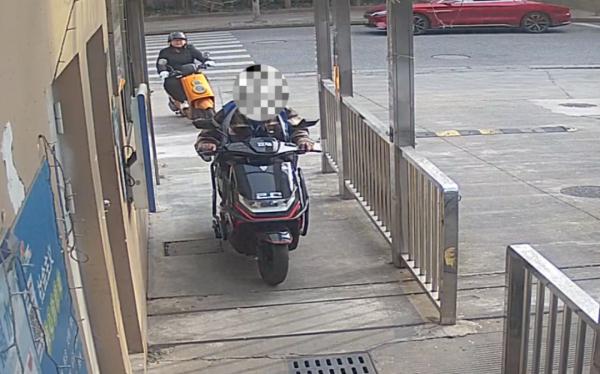 免费上门安装“机顶盒”?已有人中招,迷惑性极强 免费上门安装“机顶盒”?已有人中招,迷惑性极强