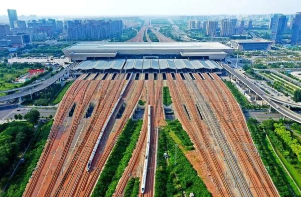 济郑高铁全线贯通！两地最快1小时43分可达