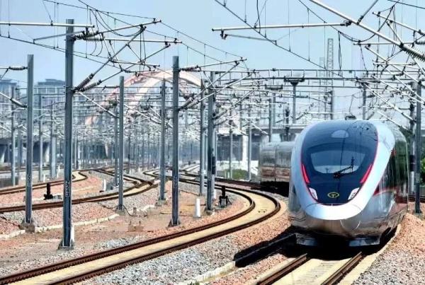 济郑高铁全线贯通！两地最快1小时43分可达