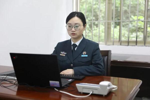 “清澈的爱，只为中国！” 今天，他该是22岁了