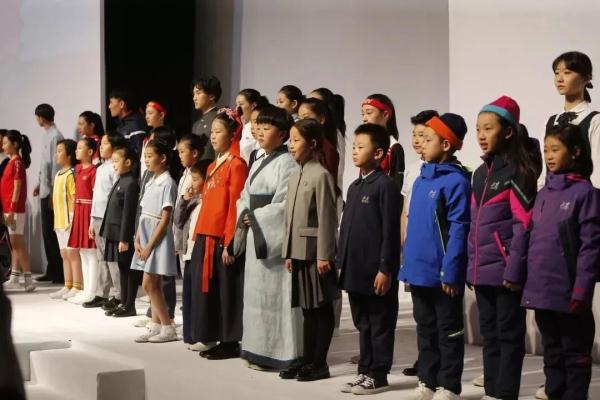 天这么冷,校服外穿or内穿? 天这么冷,校服外穿or内穿?