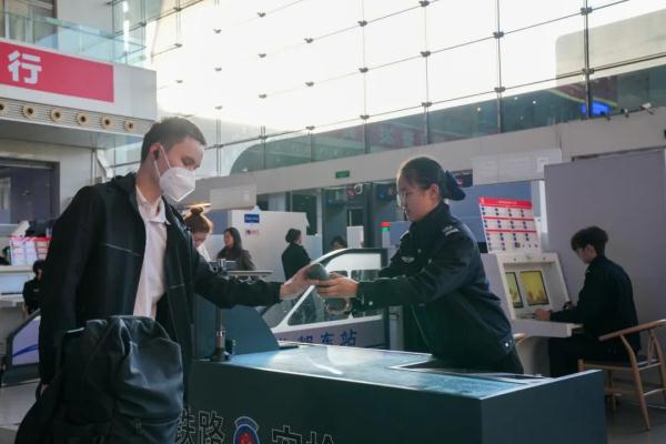 这些能带上高铁吗?官方回应 这些能带上高铁吗?官方回应