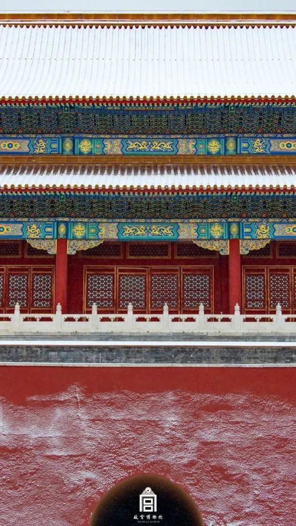 北京下雪，“故宫闭馆”上热搜，全网期待的图来了！