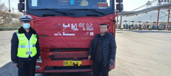 青海高速交警最新曝光 青海高速交警最新曝光