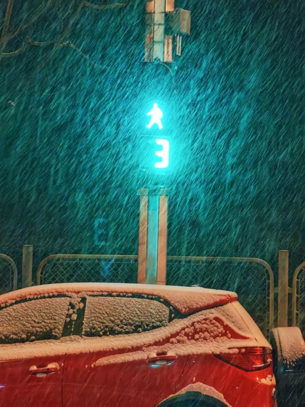 北京，下雪啦！