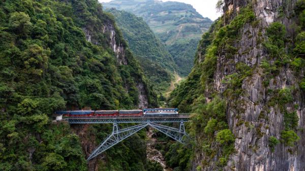 百年米轨见证的友谊