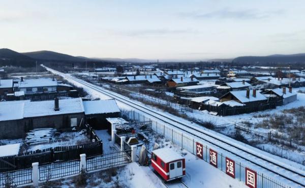 冷冷冷→他们在“中国冷极”养护铁路! 冷冷冷→他们在“中国冷极”养护铁路!