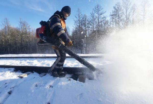 冷冷冷→他们在“中国冷极”养护铁路! 冷冷冷→他们在“中国冷极”养护铁路!