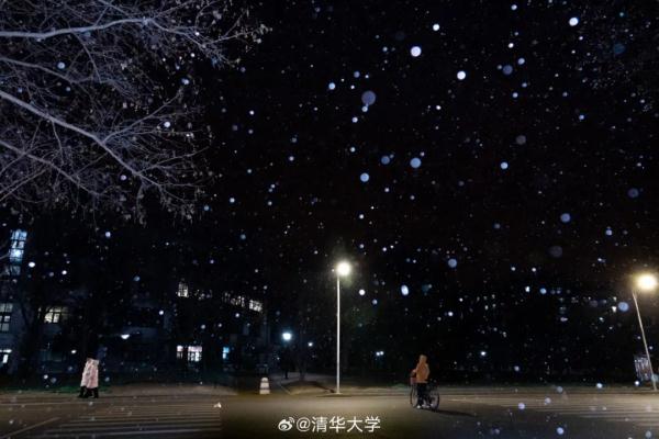 北京，下雪啦！