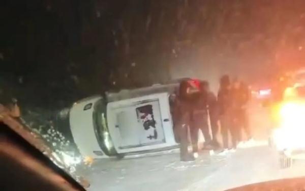 网传山西高速“油罐车泄漏”,最新回应 网传山西高速“油罐车泄漏”,最新回应