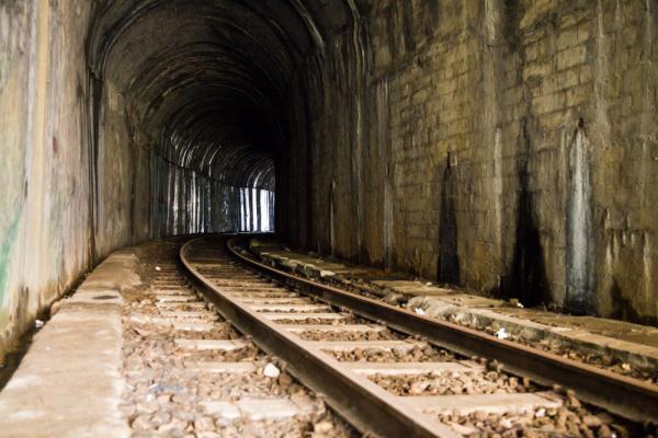 百年米轨见证的友谊