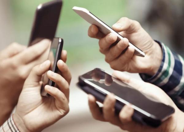 “离职连退600个工作群”上热搜,职场人为“群”所累怎么办? “离职连退600个工作群”上热搜,职场人为“群”所累怎么办?