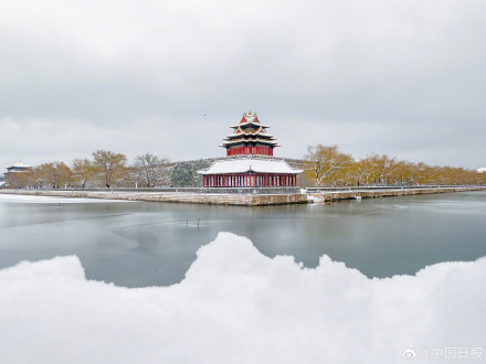 雪后故宫角楼美如画卷 雪后故宫角楼美如画卷