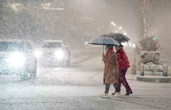 今夜至14日，郑州将再遇暴雪！新增积雪深度10到15厘米