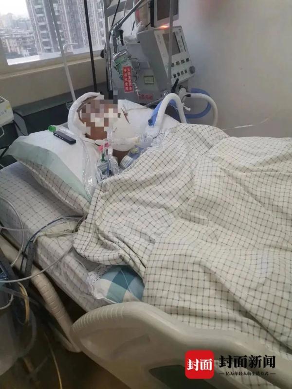 中学生被同学打进ICU最新进展:仍未苏醒,打人一方未道歉 中学生被同学打进ICU最新进展:仍未苏醒,打人一方未道歉