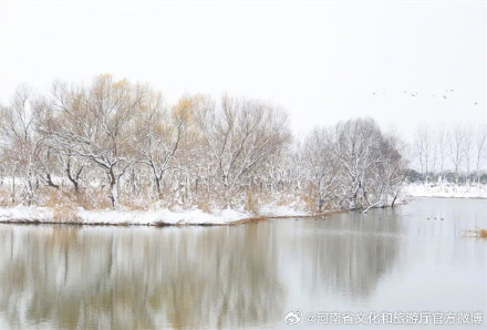 雪在黄河边落成一幅画