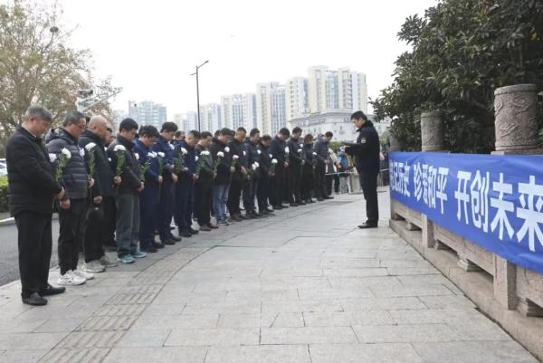 以国之名，悼我同胞！国家公祭仪式今天举行