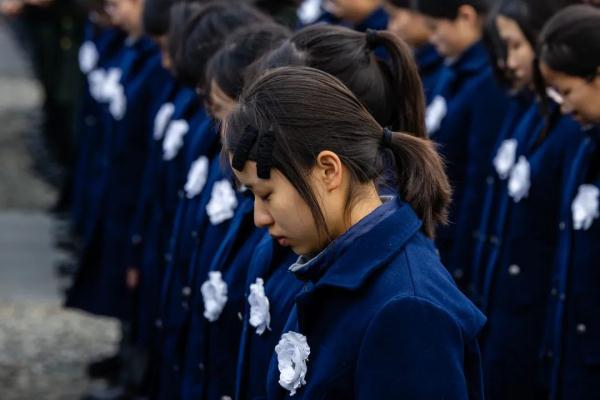 以国之名，悼我同胞！国家公祭仪式今天举行