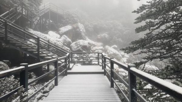 云南强降温天气将至，最高降温18℃，局地有雨夹雪、大雪！