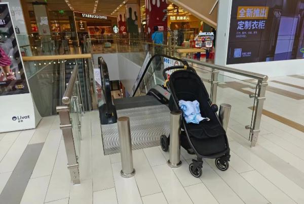 商场不让婴儿车使用电梯？宜家回应