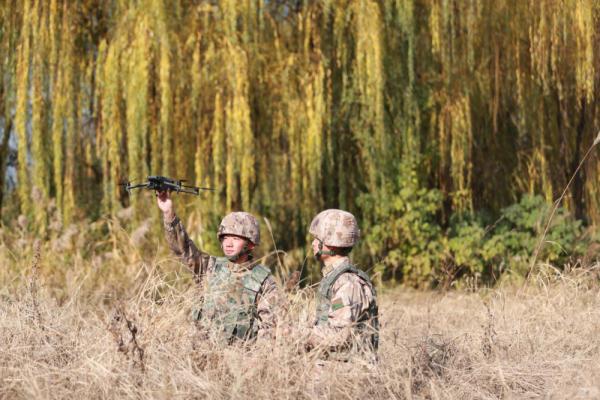 多部队开展实战练兵,提升作战本领 多部队开展实战练兵,提升作战本领