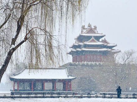 北京:旧雪未融,新雪又至 北京:旧雪未融,新雪又至