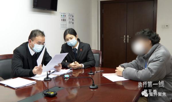 绝了！网恋两年生下孩子，男友借了58万不还，还花钱找人冒充婆婆……