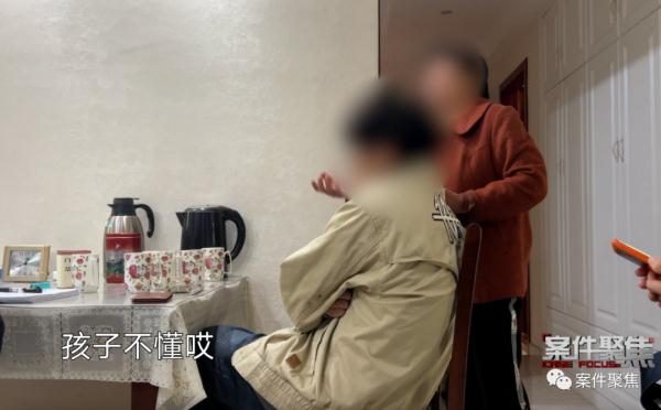 绝了！网恋两年生下孩子，男友借了58万不还，还花钱找人冒充婆婆……