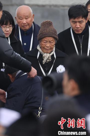 特写：牢记历史，守护和平——记第十个国家公祭日