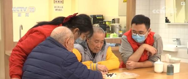 六个“着力”、五篇“大文章” 关键词里传递2024年经济工作新动向