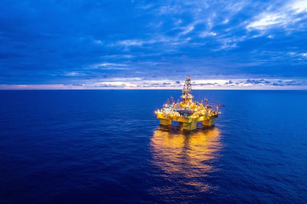 刷新纪录!我国压力最高深水井完成钻井作业 刷新纪录!我国压力最高深水井完成钻井作业