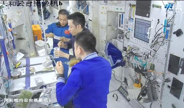 唯美震撼的背后，看“太空神摄手”是怎样炼成的