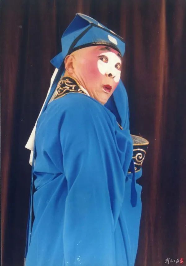 痛别！"国宝级"表演艺术家离世！曾创连演38天，场场爆满的空前盛况