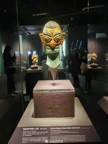 三星堆文物与罗丹雕塑对话