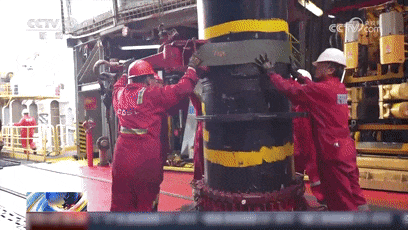 新突破!刷新国内纪录! 新突破!刷新国内纪录!