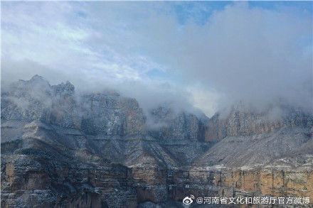 雪后太行大峡谷银装素裹 美景如画