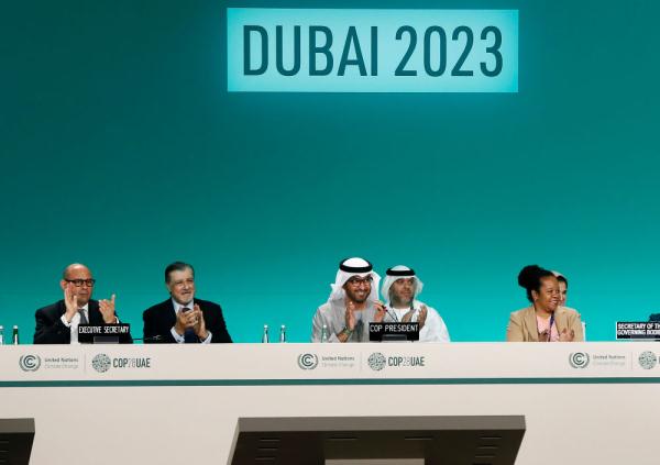 联合国气候变化大会“加时”后达成“阿联酋共识”