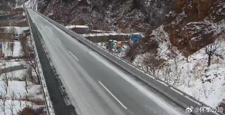 北京：怀柔区县级以上普通公路积雪基本清理完毕