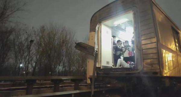 北京地铁昌平线雪夜事故 当事人回忆