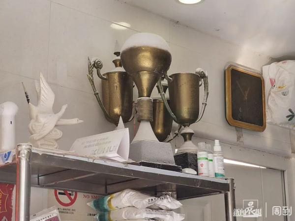 突然关门!开了70多年的老店专卖老上海特色,最新消息→ 突然关门!开了70多年的老店专卖老上海特色,最新消息→