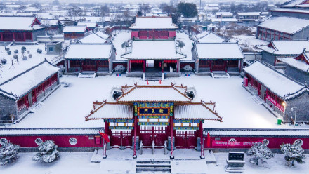 雪落中原绘成一幅幅国画