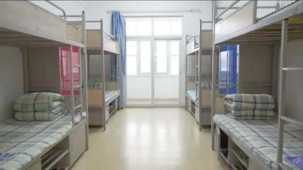 临时居家学习,住宿生们怎么办?记者实地探访—— 临时居家学习,住宿生们怎么办?记者实地探访——