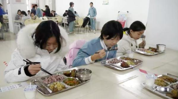 临时居家学习,住宿生们怎么办?记者实地探访—— 临时居家学习,住宿生们怎么办?记者实地探访——