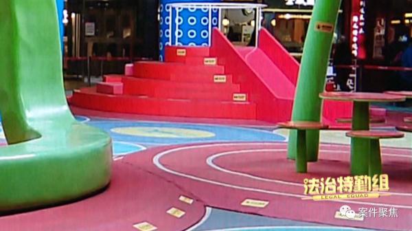 事发上海,19月龄女童被扶梯夹断手指!监护人将商场告上法庭,判了 事发上海,19月龄女童被扶梯夹断手指!监护人将商场告上法庭,判了