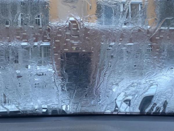 车被冻住怎么办？小心一招毁车！