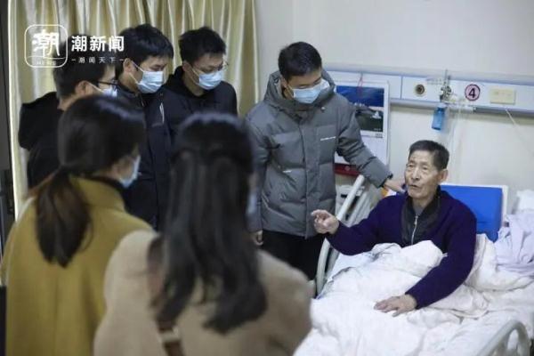 “要报恩,就去回报社会!”91岁浙大拾荒助学老教师有个心愿 “要报恩,就去回报社会!”91岁浙大拾荒助学老教师有个心愿